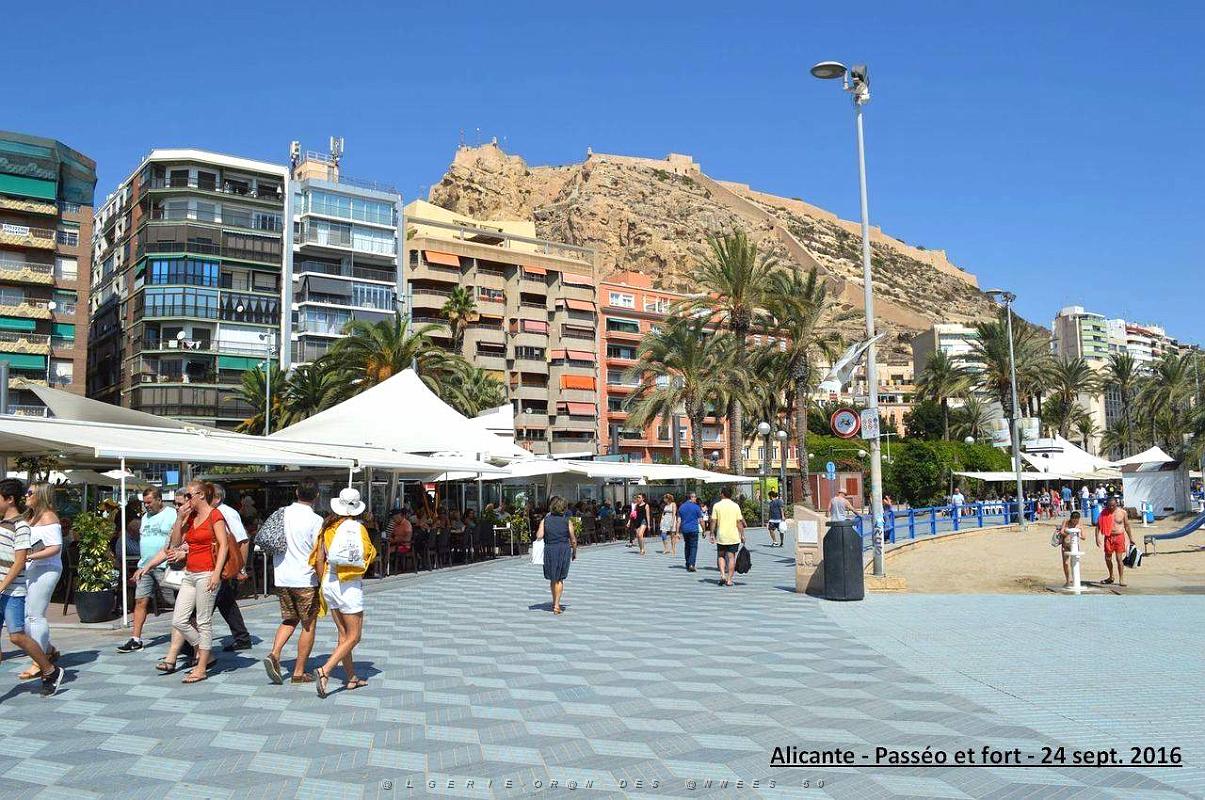 Alicante- Passeo et port 052.JPG